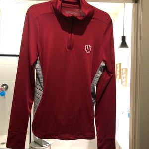 IU sleek, sporty hoodie